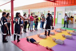 Samu capacita profissionais da Creche Cria de Marechal Deodoro sobre primeiros socorros