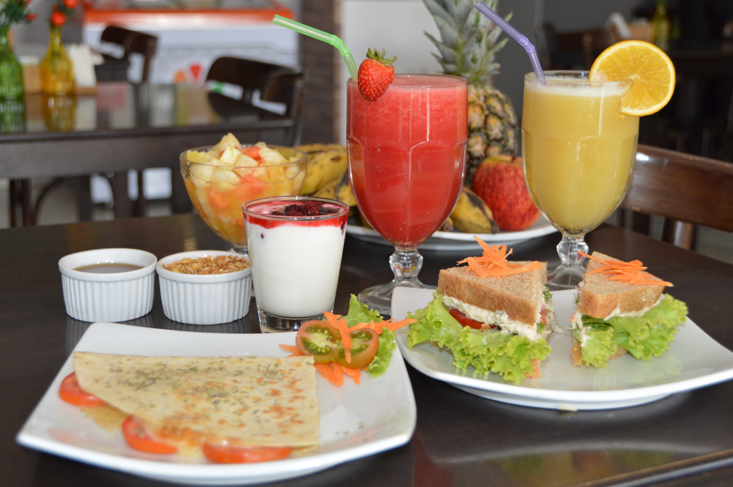 Leia mais sobre o artigo Nutricionista do HGE conscientiza sobre cuidados para evitar intoxicação alimentar e desidratação no Carnaval