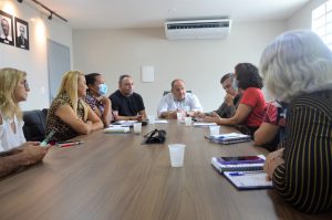 Sesau retoma diálogo com representantes dos servidores do Estado