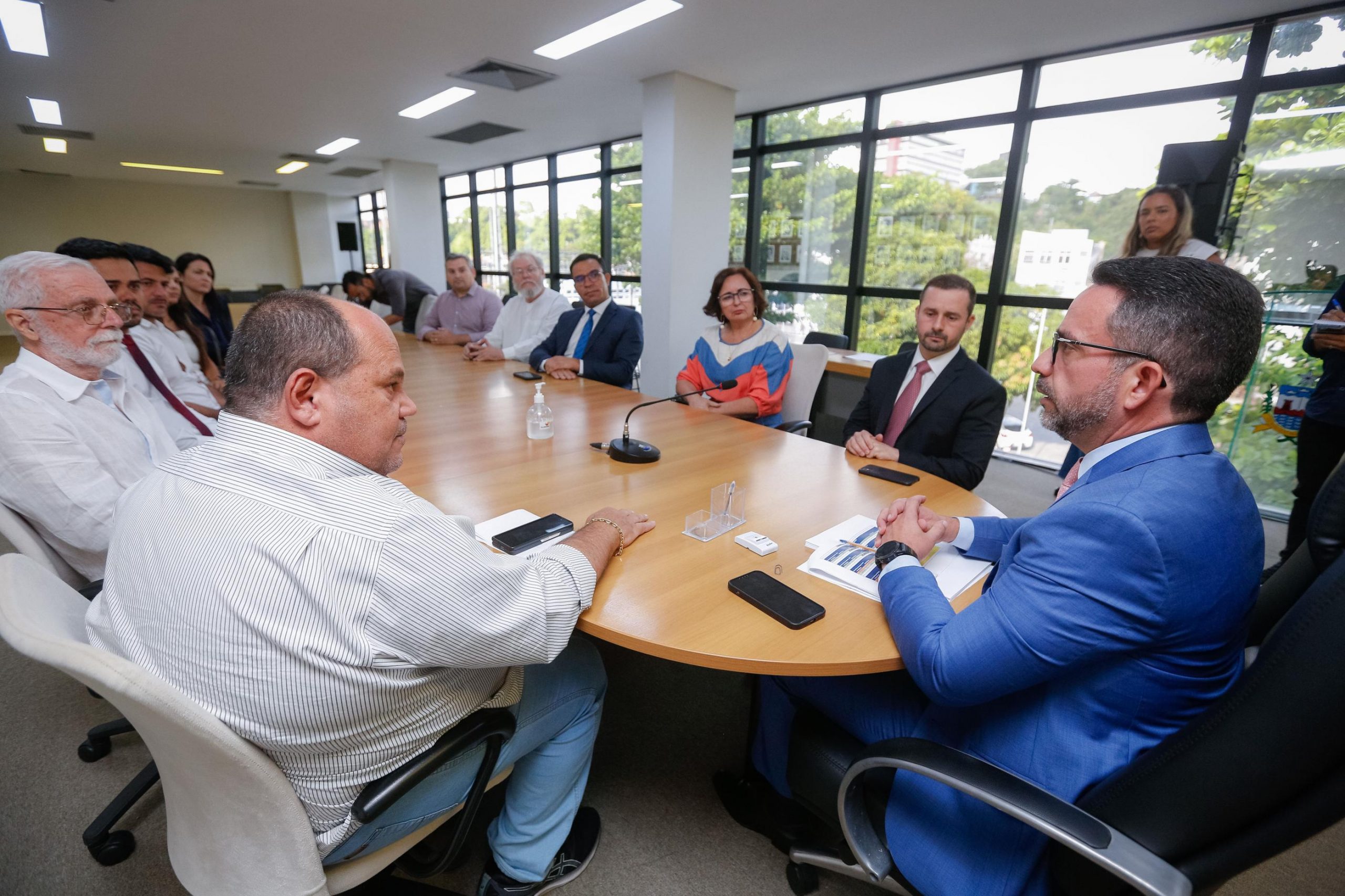 Leia mais sobre o artigo Paulo Dantas efetivou o pagamento de repasses ao Hospital Regional e ao Chama nesta sexta-feira (10)