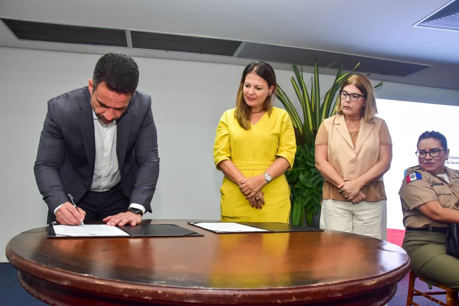 Leia mais sobre o artigo Governador dá posse e amplia atuação de Comitê Gestor contra as Violências