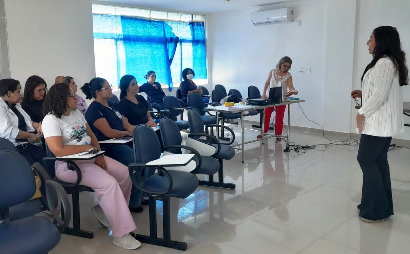 Leia mais sobre o artigo Servidores do HGE são treinados para Desenvolver Relações Interpessoais com Inteligência Emocional.