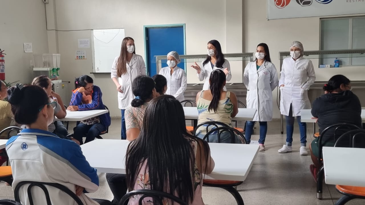 Leia mais sobre o artigo HEA realiza programação em homenagem às mulheres acompanhantes de pacientes