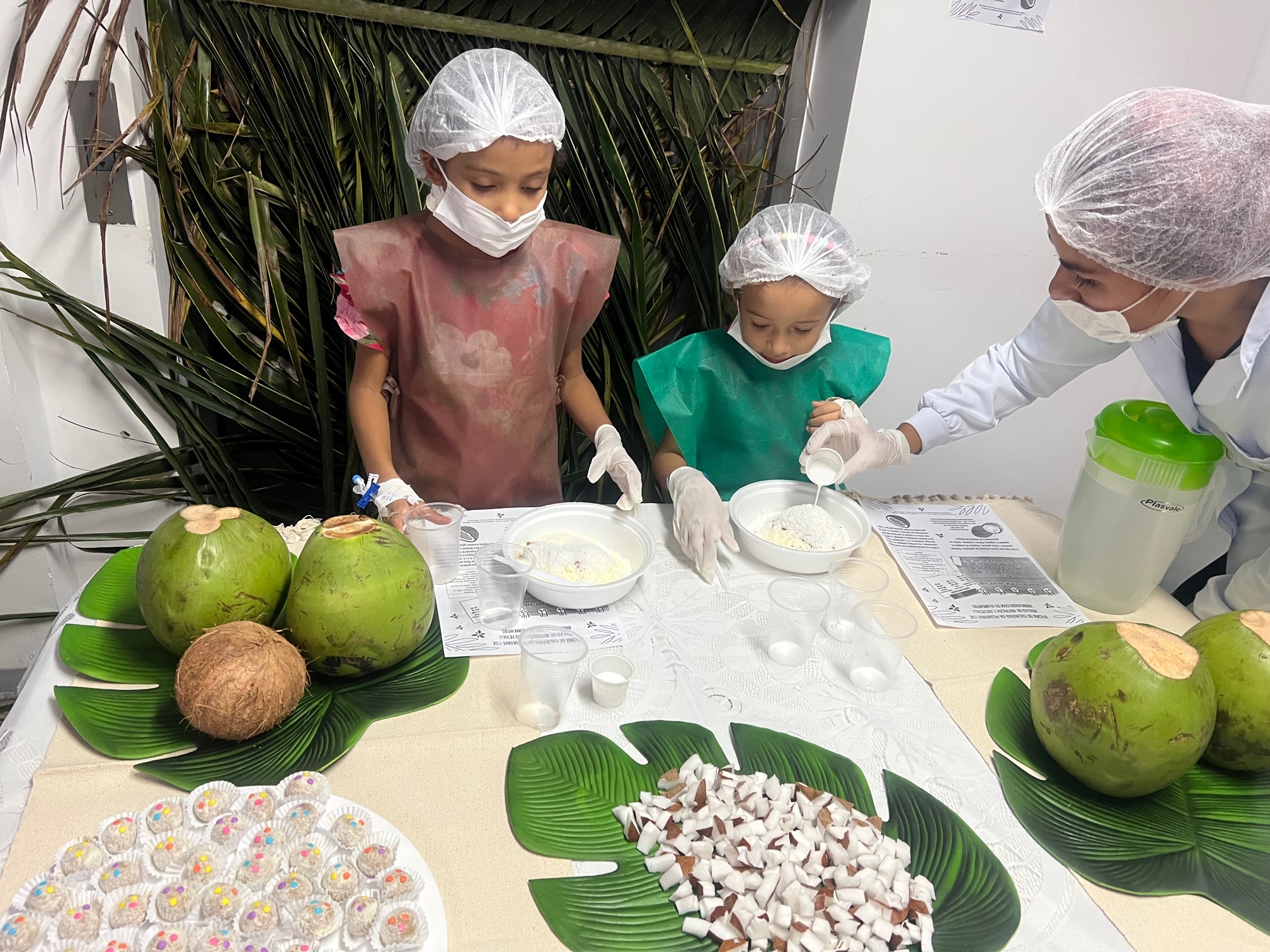 Leia mais sobre o artigo Oficina de Culinária na Pediatria do HGE ensina de forma criativa a ingestão de alimentos saudáveis