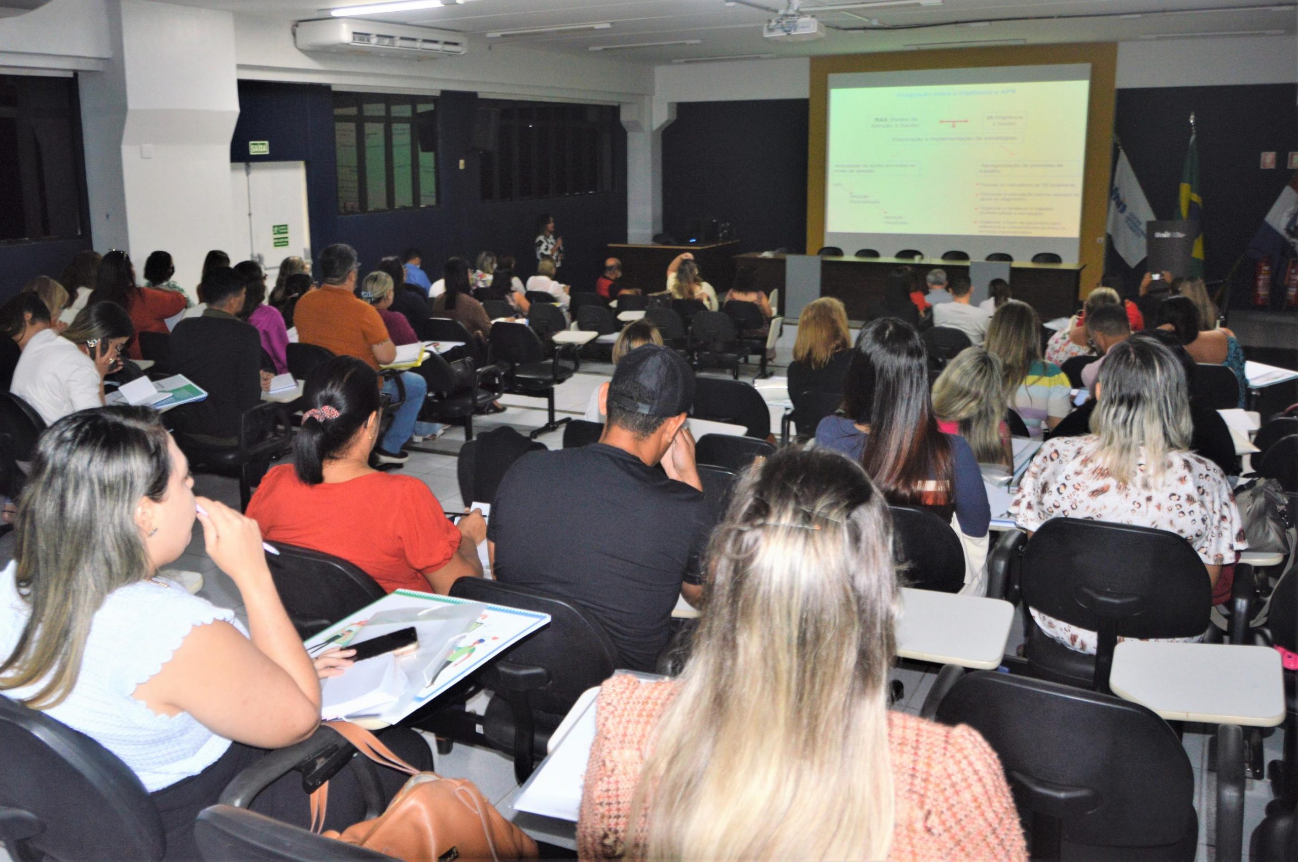Leia mais sobre o artigo Capacitação orienta sobre diagnóstico e tratamento de pacientes com tuberculose