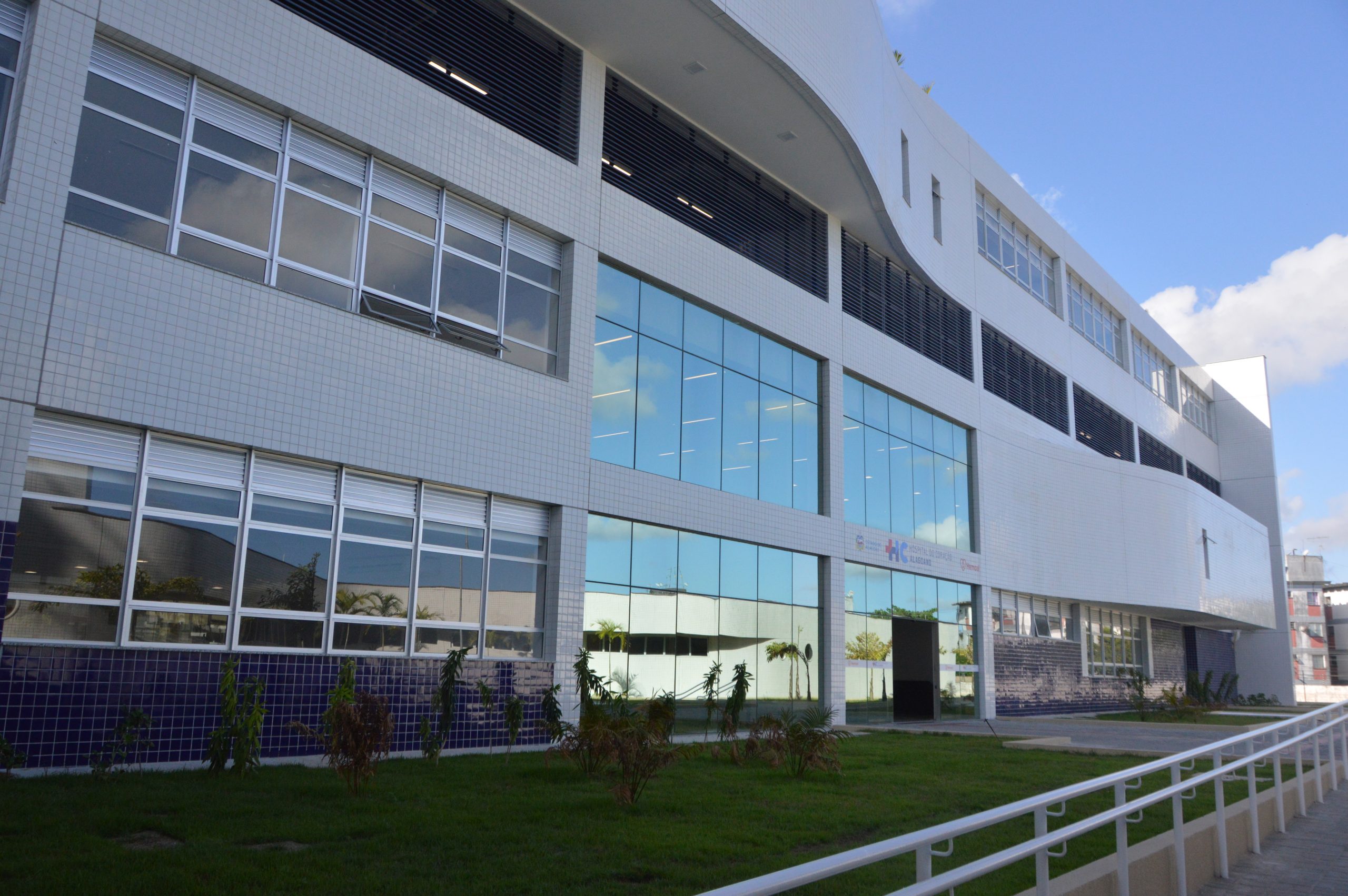 Leia mais sobre o artigo Governador inaugura Serviço de Hemodinâmica no Hospital do Coração Alagoano nesta quinta-feira (25)