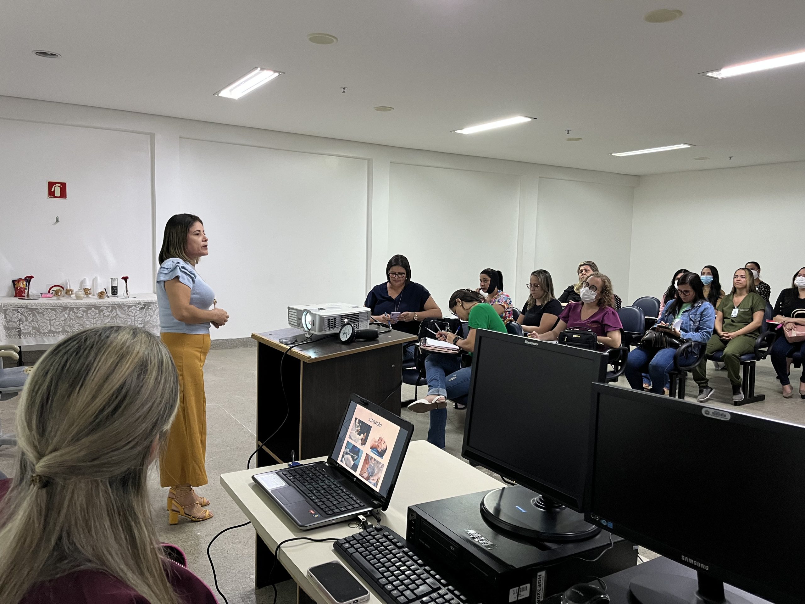 Leia mais sobre o artigo Fisioterapeutas do HGE participam de curso para a atuação na maior emergência de Alagoas