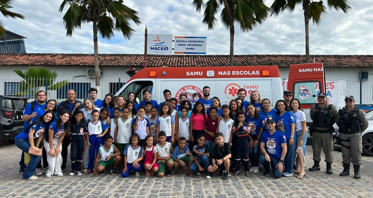Leia mais sobre o artigo Projeto Samu nas Escolas conscientiza crianças e adolescentes sobre trotes