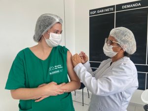 Hospital da Mulher promove Dia D de vacinação para seus funcionários