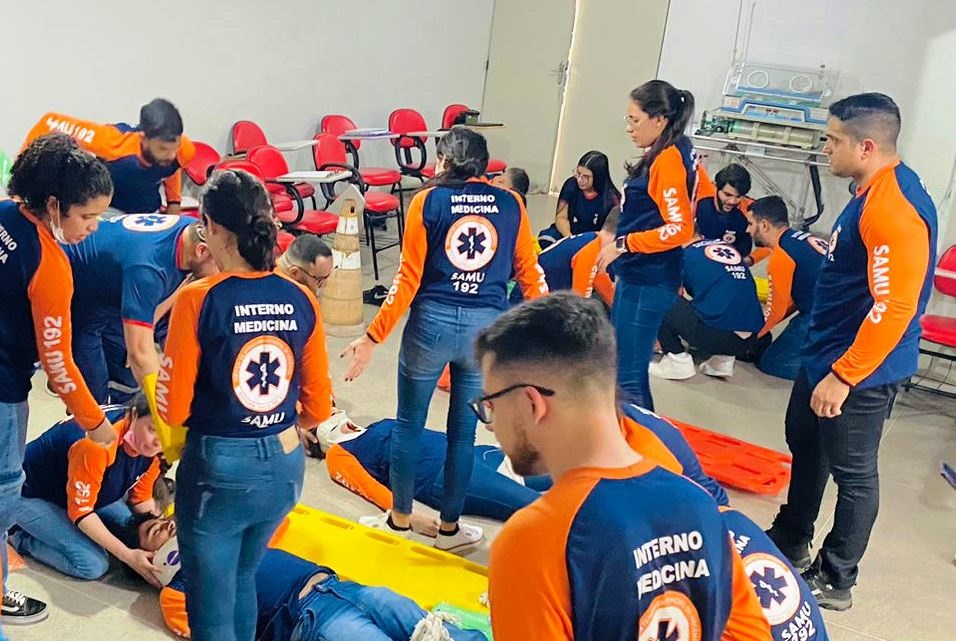 Leia mais sobre o artigo Samu promove treinamento em atendimento pré-hospitalar a acadêmicos de medicina da Ufal Arapiraca
