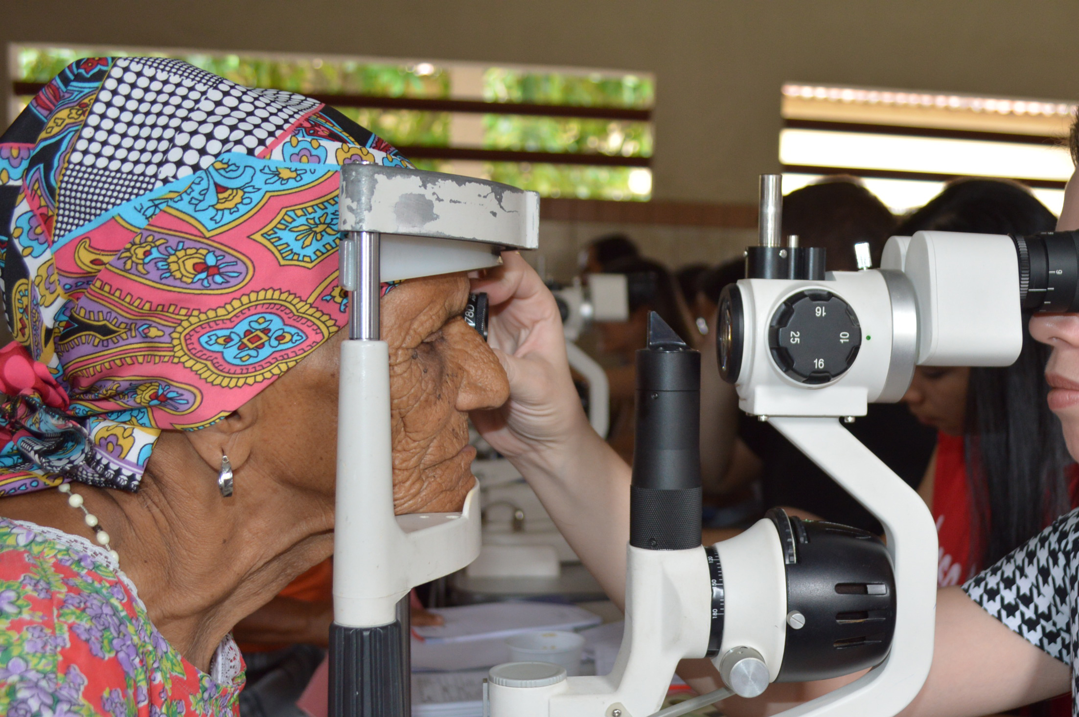 Leia mais sobre o artigo Médico Hospital Dr. Ib Gatto Falcão alerta para diagnóstico precoce durante a Semana Mundial do Glaucoma