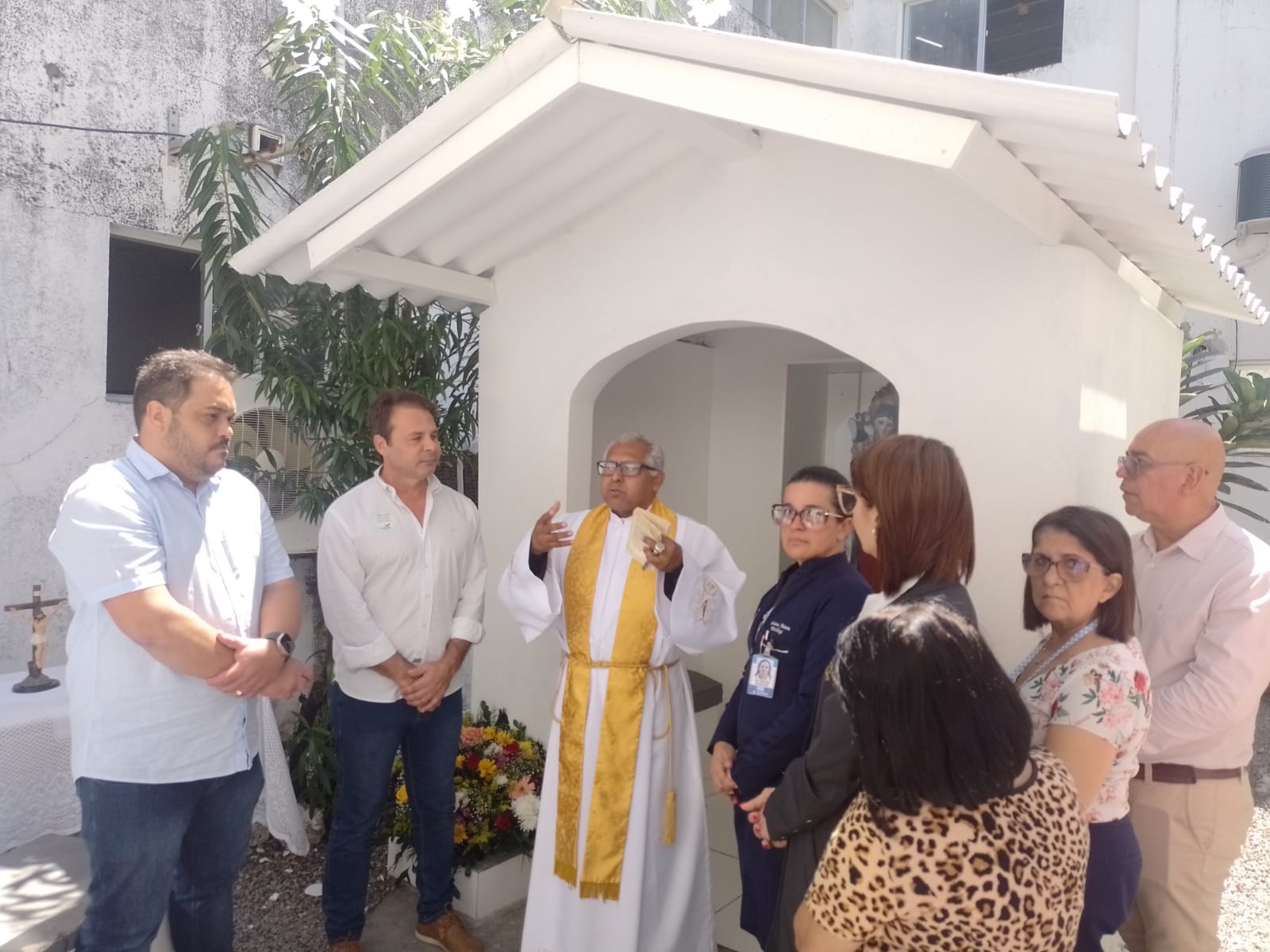 Leia mais sobre o artigo Padroeira do Hospital Geral do Estado recebe benção em nova capela