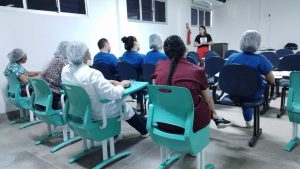 Saúde prossegue com capacitação de profissionais sobre acolhimento a pessoas em situação de rua