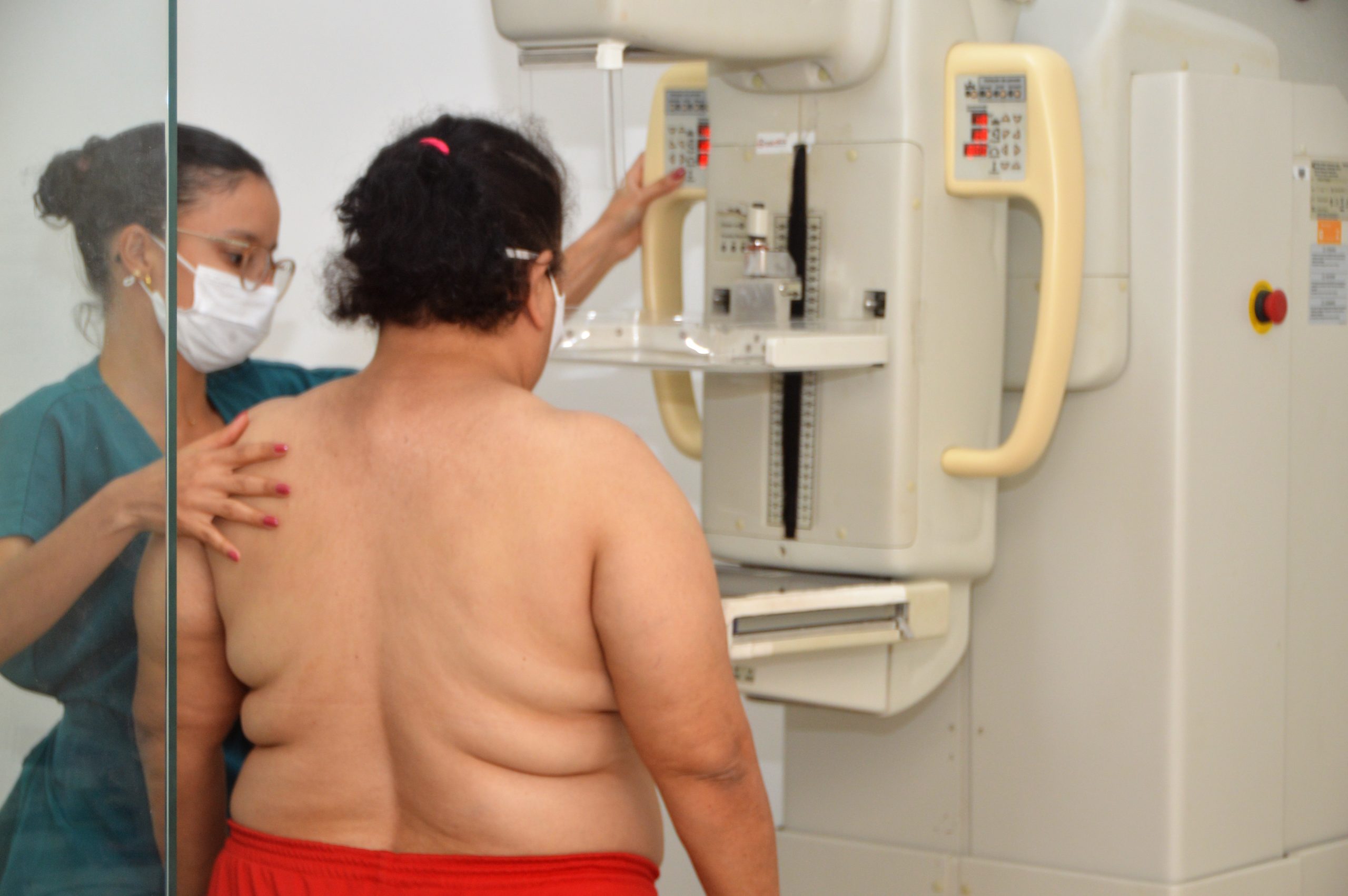 Leia mais sobre o artigo Mulheres privadas de liberdade recebem consultas para rastreamento do câncer de mama