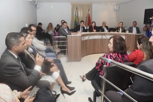 Sesau debate Rede de Oncologia de Alagoas em reunião na Comissão de Saúde da ALE