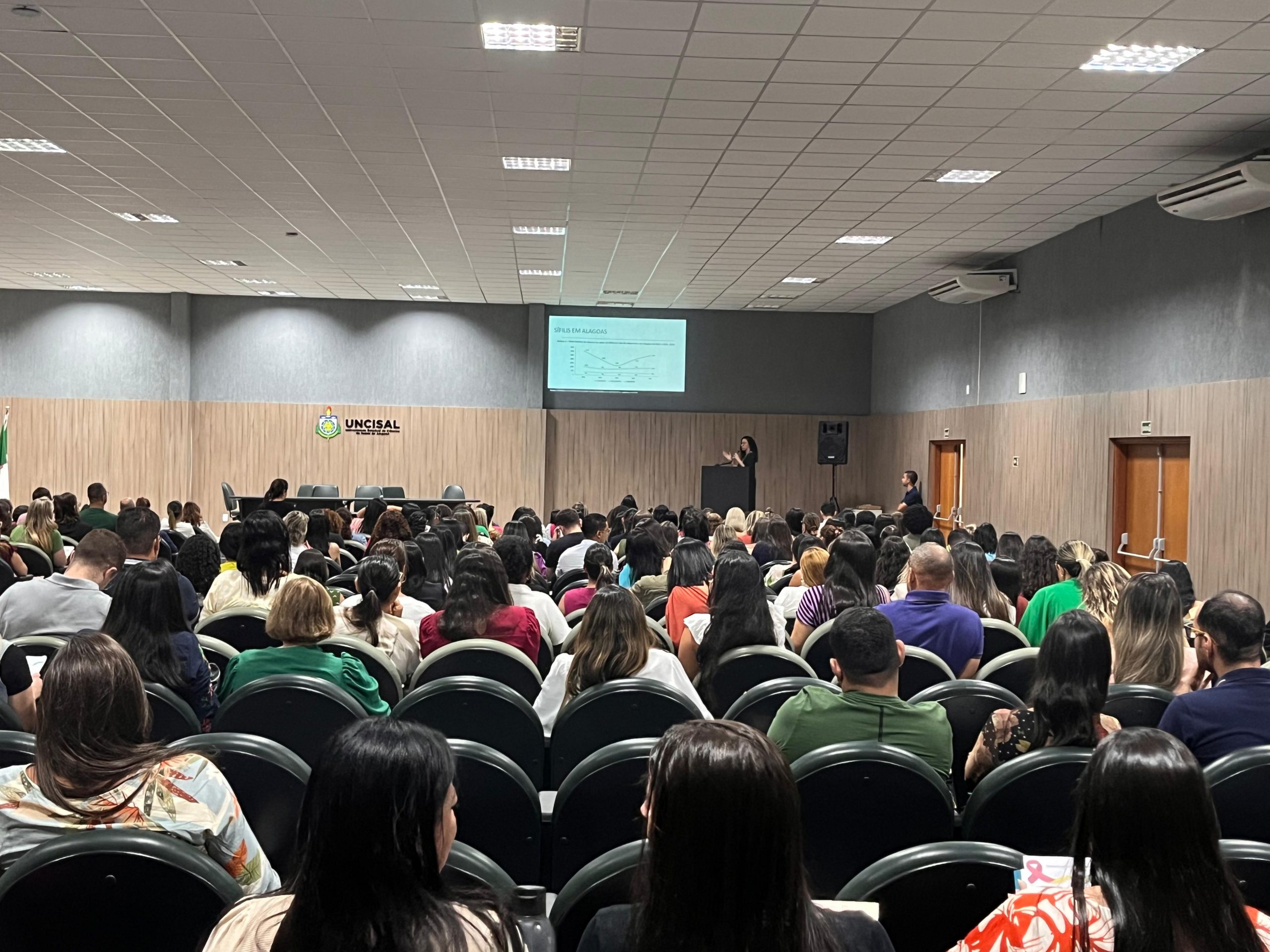 Leia mais sobre o artigo Saúde apresenta Panorama da Sífilis em Alagoas durante workshop em Maceió