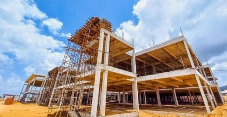 Leia mais sobre o artigo Governo de Alagoas vai retomar obra do Hospital Regional do Médio Sertão
