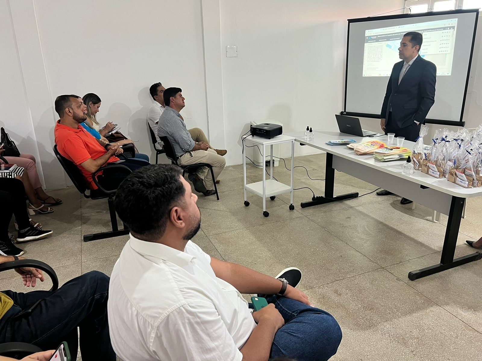Leia mais sobre o artigo Cerest Estadual participa de implantação do Núcleo de Referência em Saúde do Trabalhador de Palmeira dos Índios