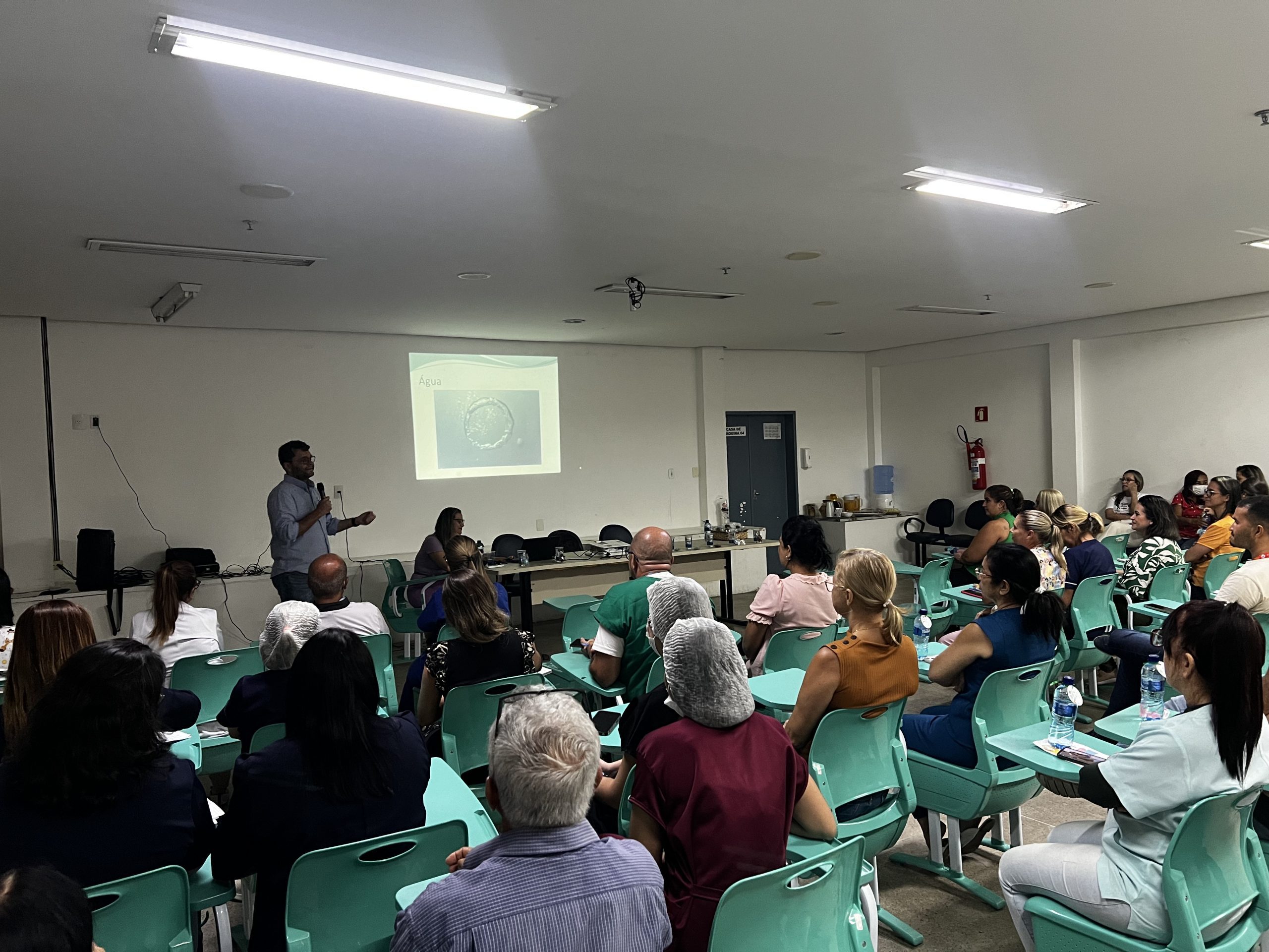 Leia mais sobre o artigo Com 216 pacientes renais assistidos em 2023, HGE promove evento pela Saúde dos Rins