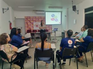 Samu realiza capacitação sobre manipulação de alimentos para os servidores do Serviço de Nutrição