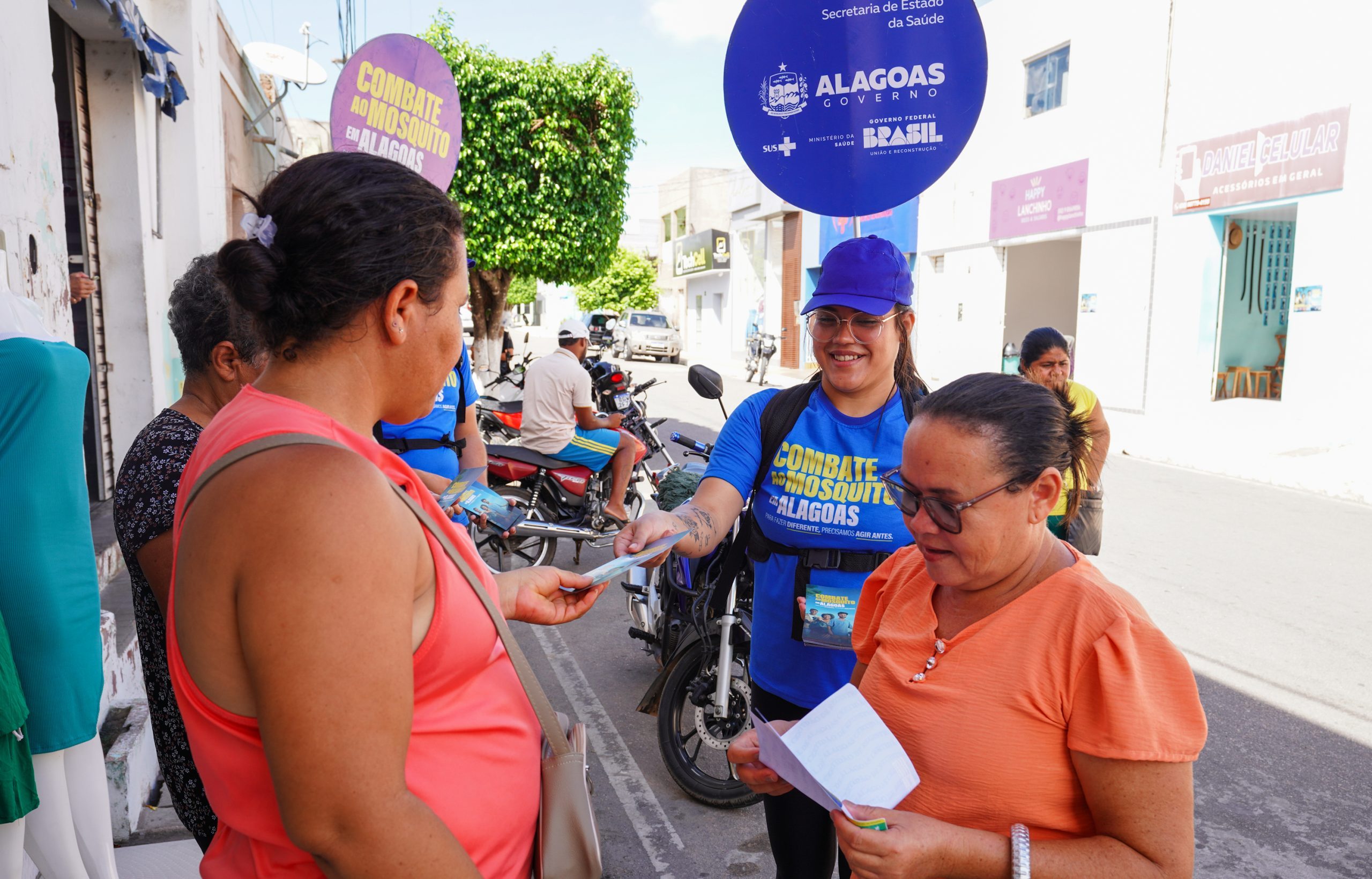 Leia mais sobre o artigo Sesau promove ações de conscientização contra a dengue em Maceió e Santana do Ipanema