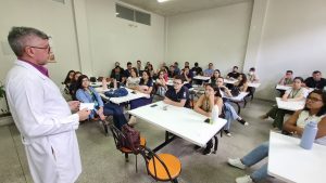 Hospital de Emergência do Agreste recebe 38 acadêmicos de medicina para período de internato