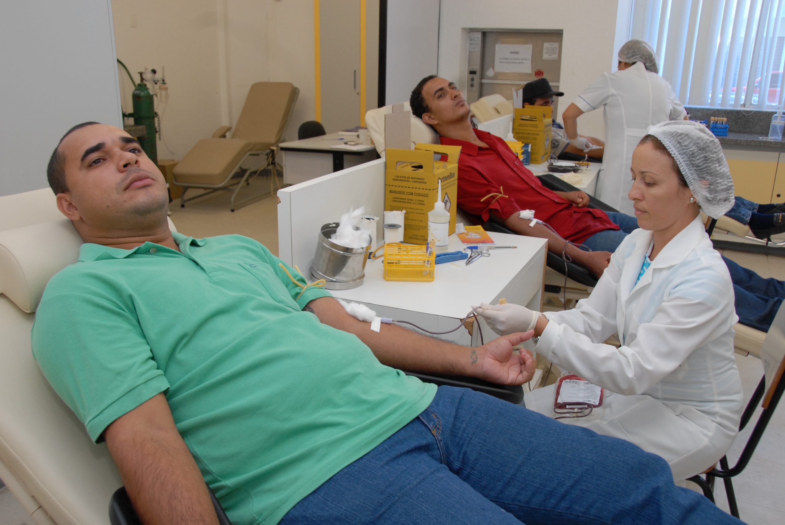 Leia mais sobre o artigo Hemoal promove campanha de doação de sangue em parceria com TV para divulgar série ambientada em hospital