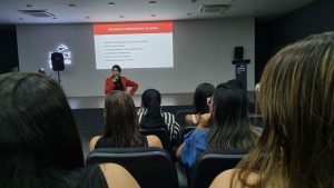 Hospital Emergência do Agreste promove Curso de Aperfeiçoamento em UTI