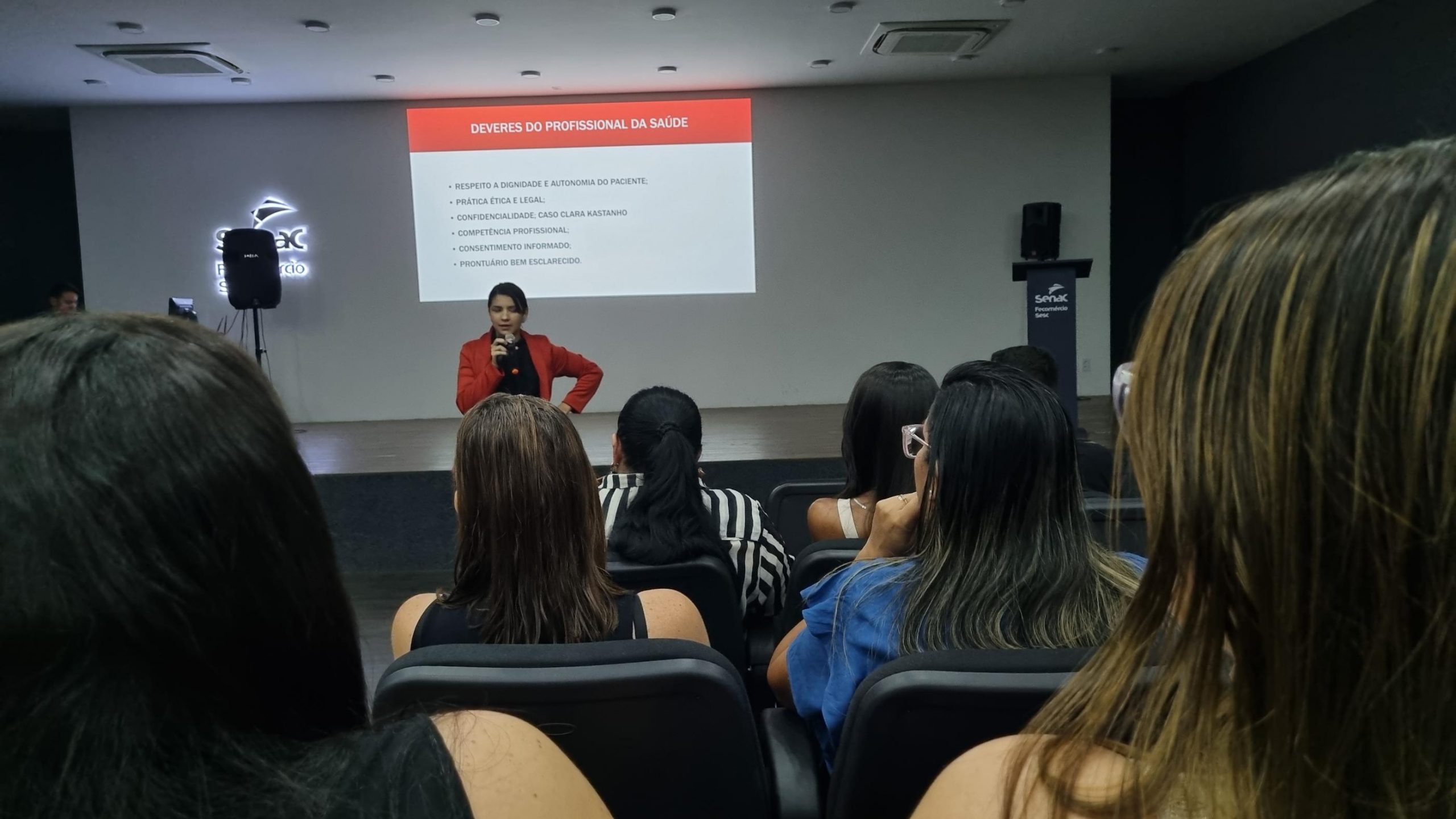 Leia mais sobre o artigo Hospital Emergência do Agreste promove Curso de Aperfeiçoamento em UTI