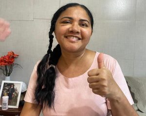 Paciente do Hospital Metropolitano de Alagoas recupera visão após cirurgia complexa