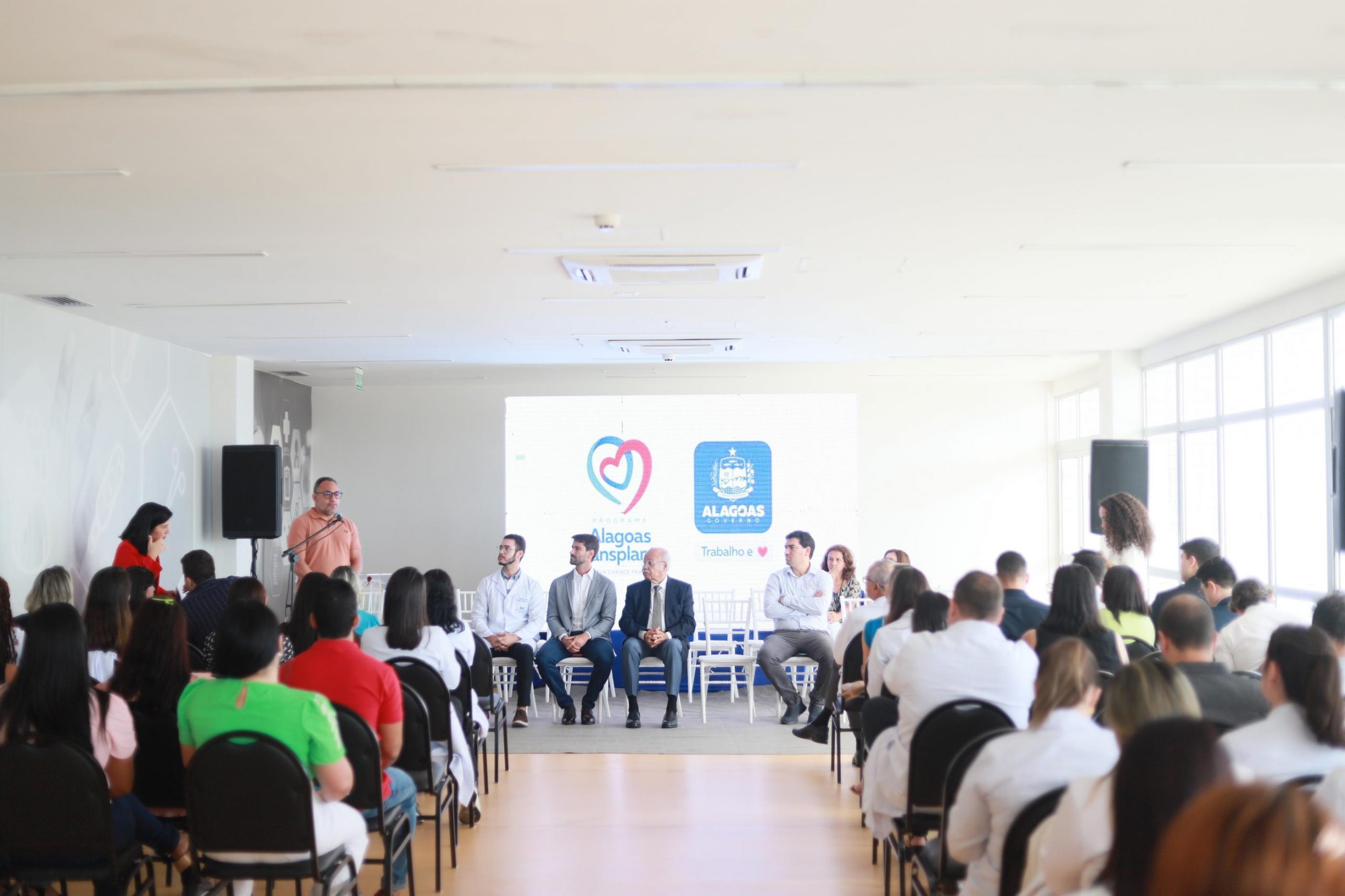 Leia mais sobre o artigo Simpósio sobre transplante consolida o início do serviço no Hospital do Coração Alagoano