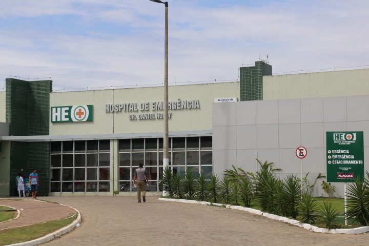 Leia mais sobre o artigo Unidade AVC do Hospital de Emergência do Agreste recebe certificado internacional de qualidade no atendimento