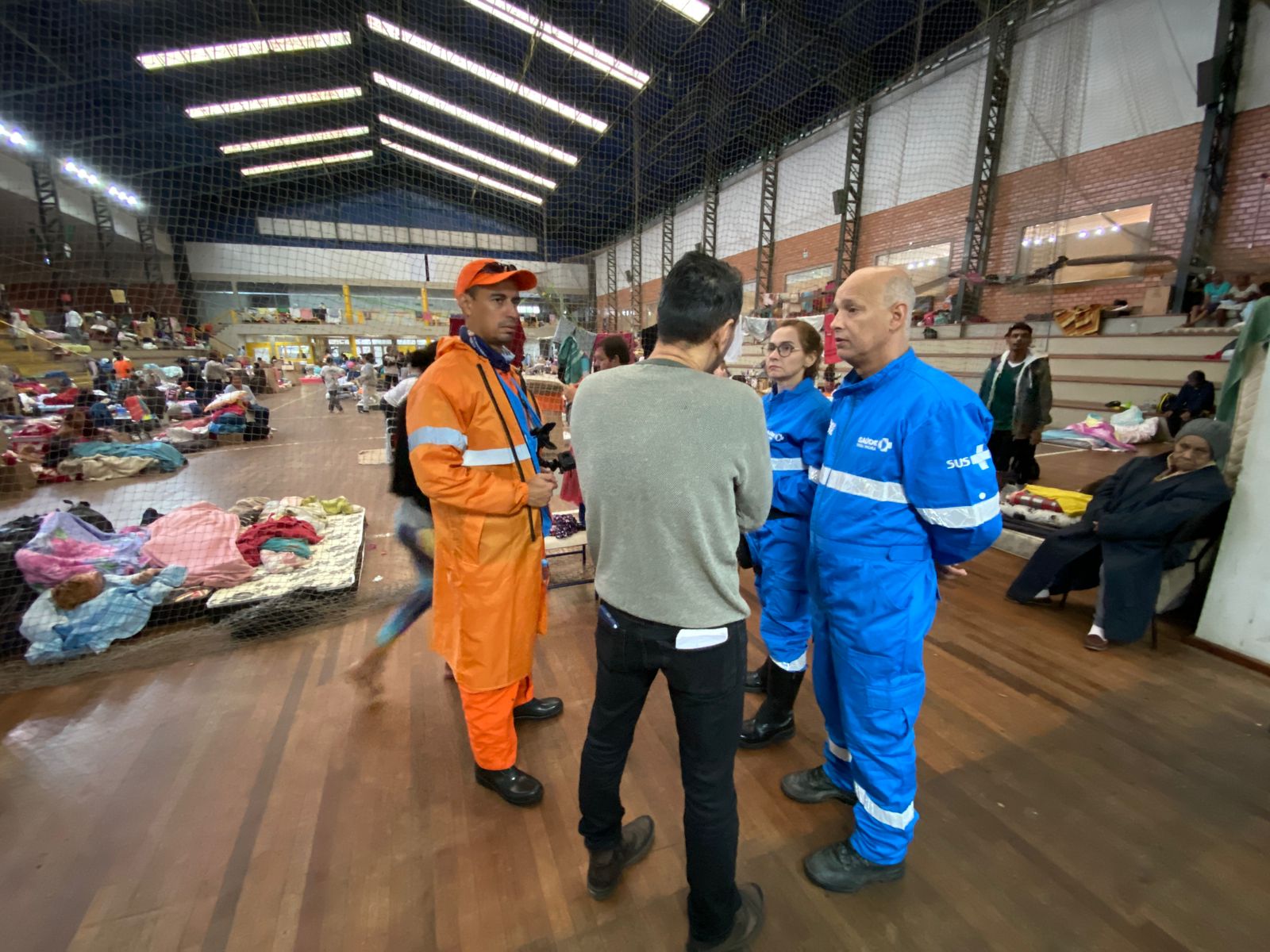 Leia mais sobre o artigo Socorristas do Salva Mais prestam assistência aos atingidos pelas enchentes do RS