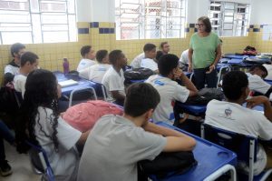 Sesau promove ação educativa de combate ao tabagismo em escola da rede estadual de ensino