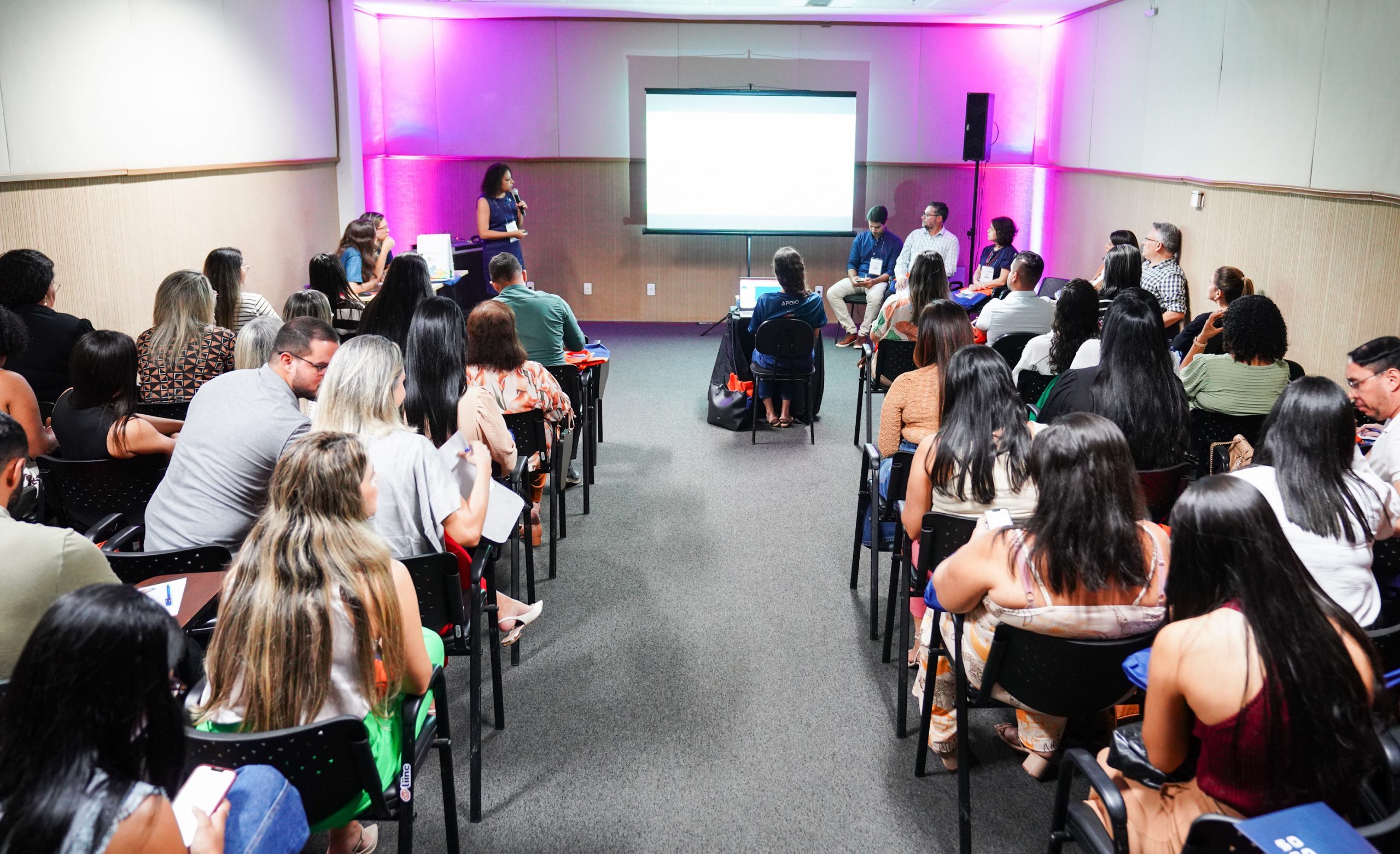 Leia mais sobre o artigo Secretários executivos da Sesau participam do 8º Congresso Estadual de Secretarias Municipais de Saúde