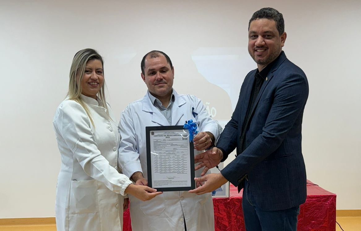 Leia mais sobre o artigo Hospital do Coração Alagoano recebe Certidão de Regularidade Técnica em Farmácia
