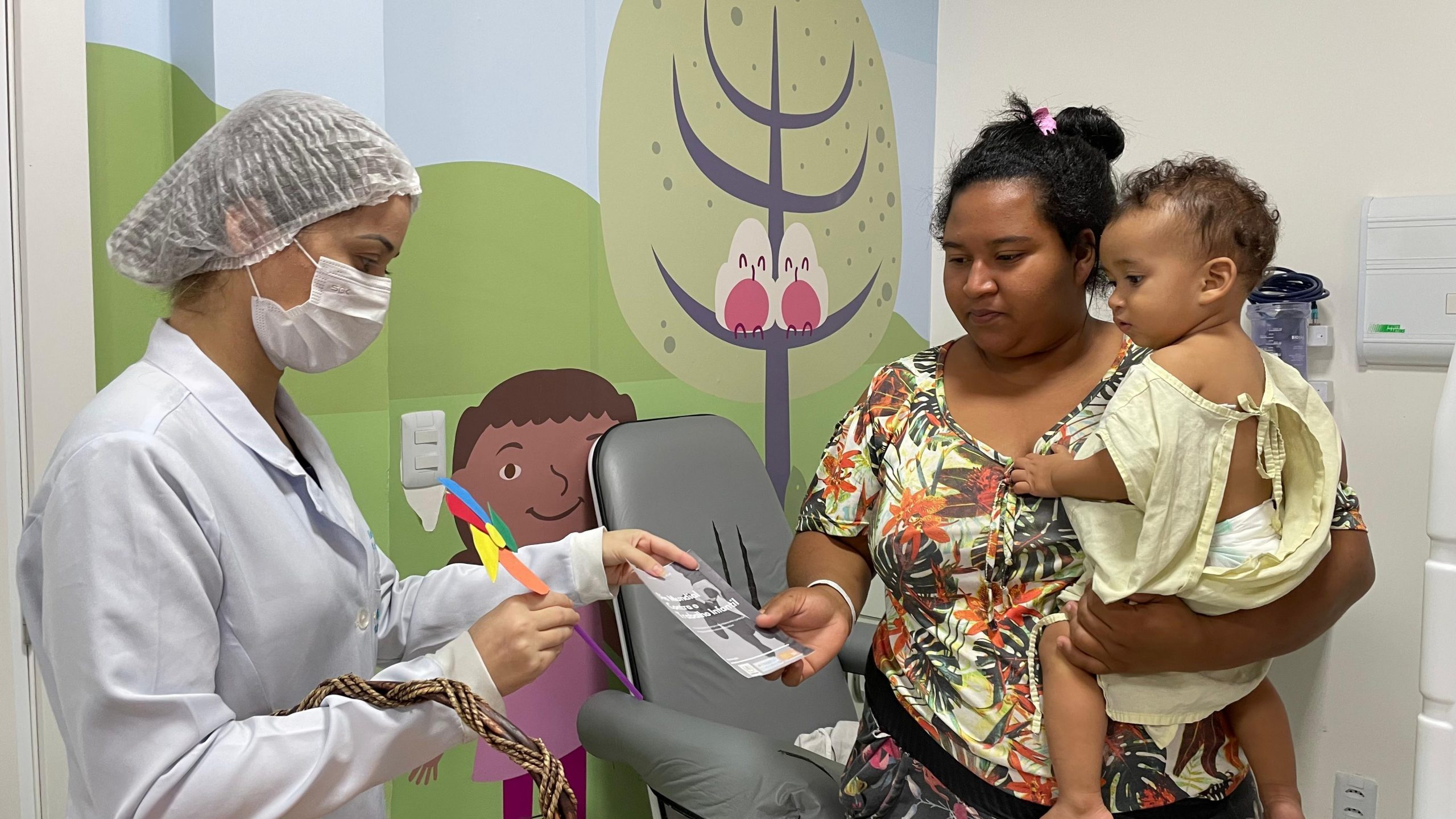 Leia mais sobre o artigo Hospital da Criança de Alagoas promove ação educativa sobre o Dia Mundial Contra o Trabalho Infantil