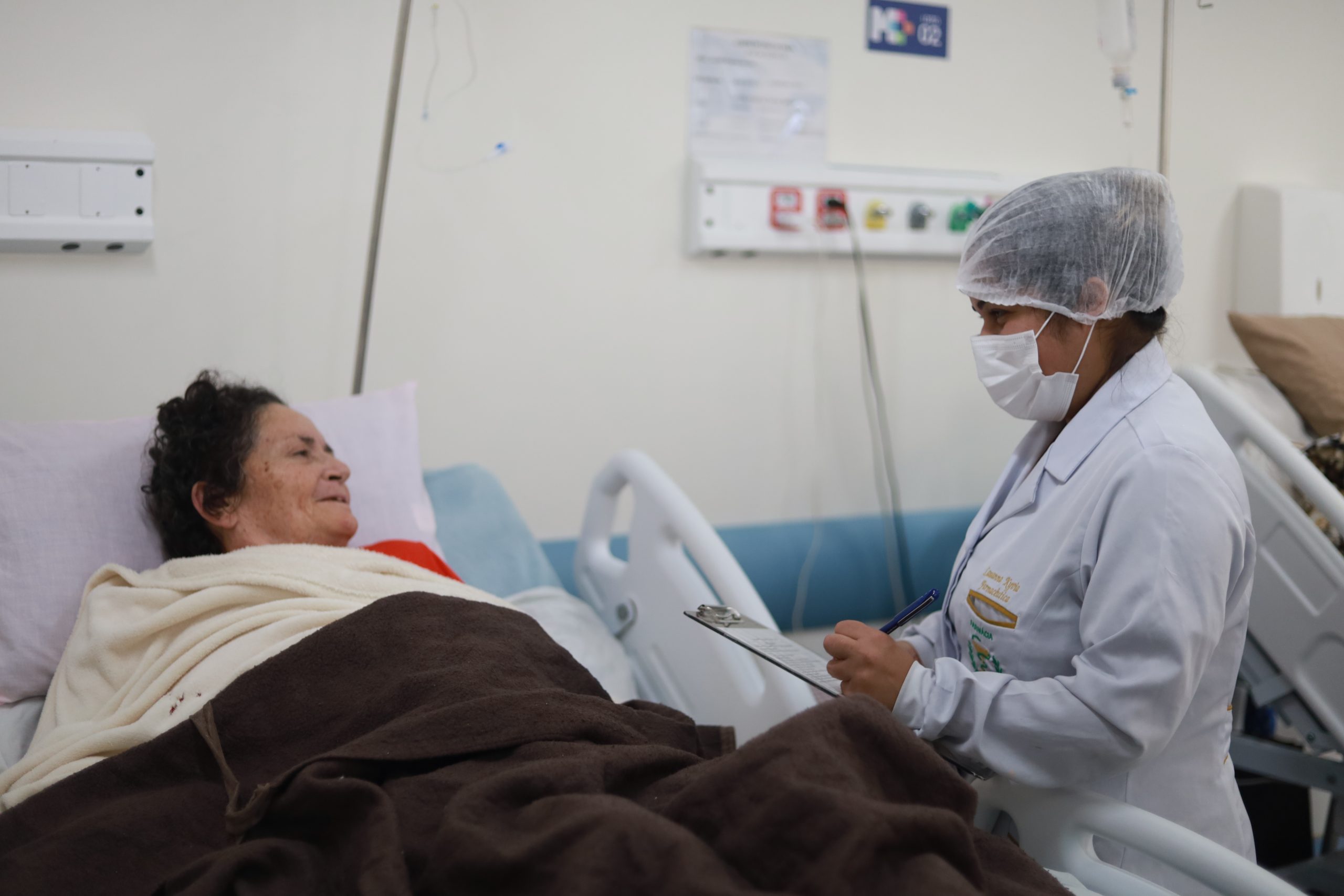 Leia mais sobre o artigo Hospital Metropolitano de Alagoas oferece assistência farmacêutica individualizada aos pacientes internados