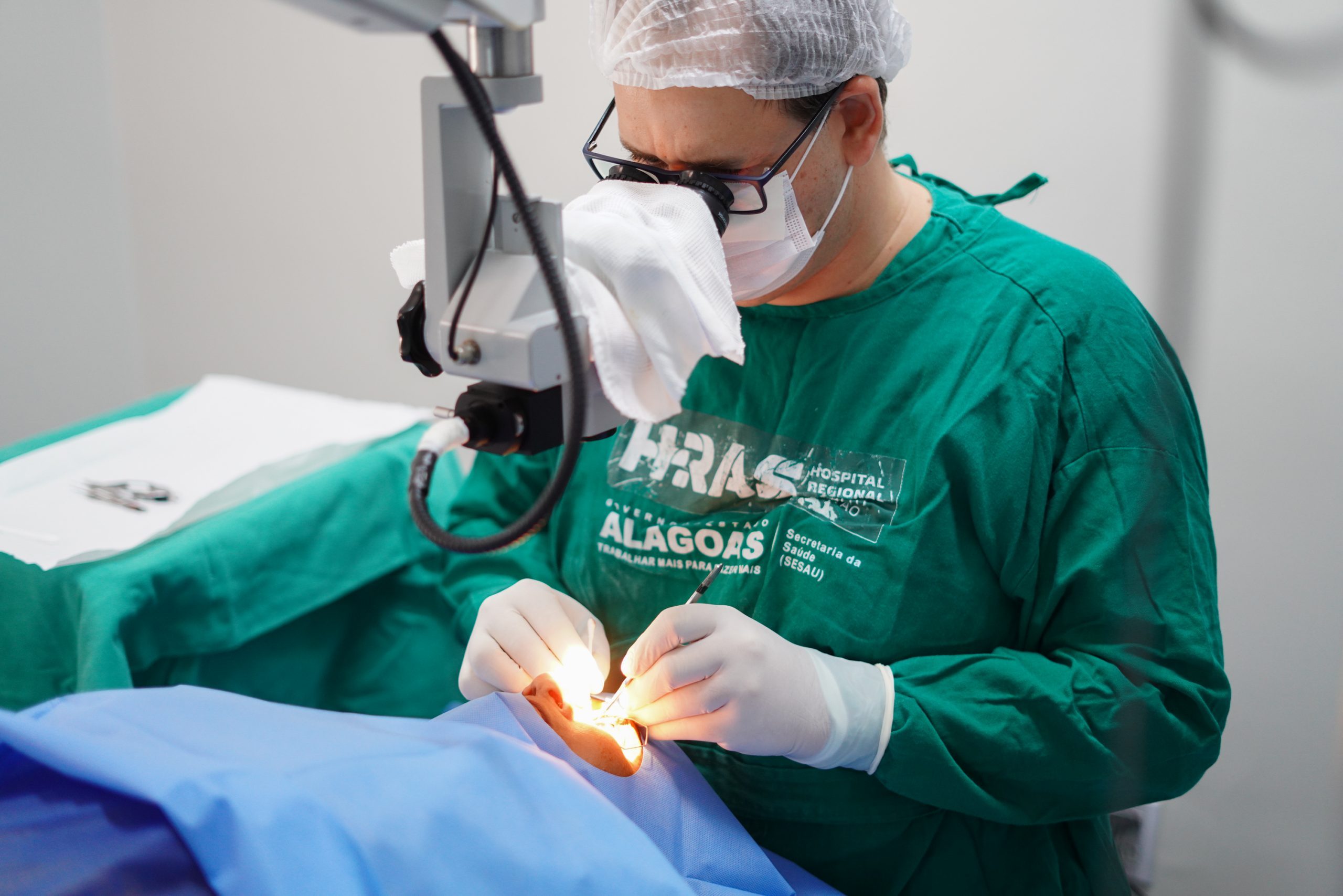 Leia mais sobre o artigo Hospital Regional do Alto Sertão realiza 686 cirurgias oftalmológicas pelo Programa Ver Melhor