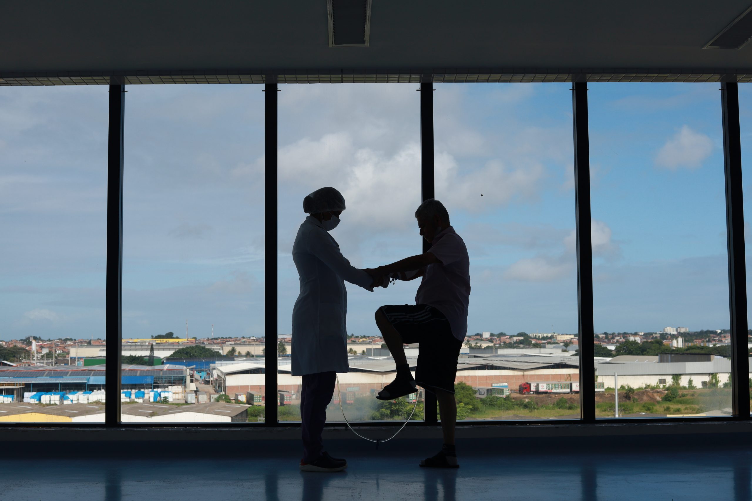 Leia mais sobre o artigo Projeto Aquário assegura vista panorâmica aos pacientes enquanto fazem reabilitação no Hospital Metropolitano de Alagoas