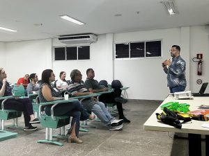 Educação no trânsito é tema de palestra no HGE ministrada por representante do Detran/AL