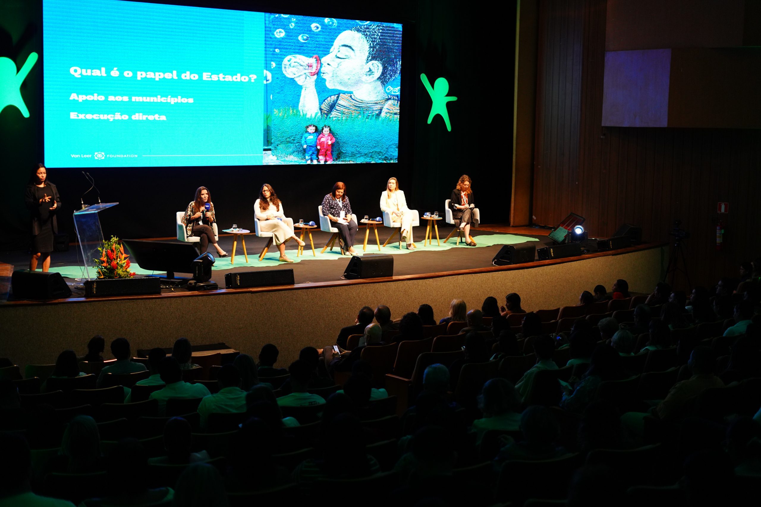 Leia mais sobre o artigo Programas e ações da Sesau para a primeira infância são destaques no Gazeta Summit