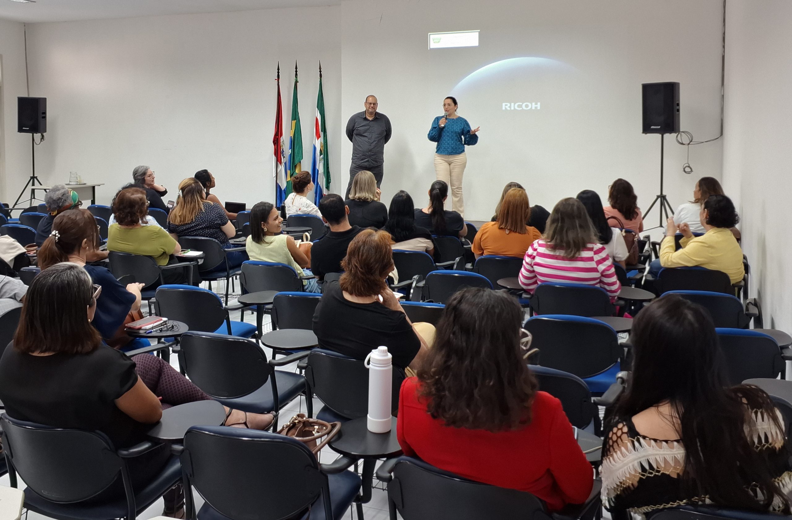 Leia mais sobre o artigo Sesau e Escola de Governo encerram primeira turma da Trilha Formativa da Equidade para profissionais do SUS