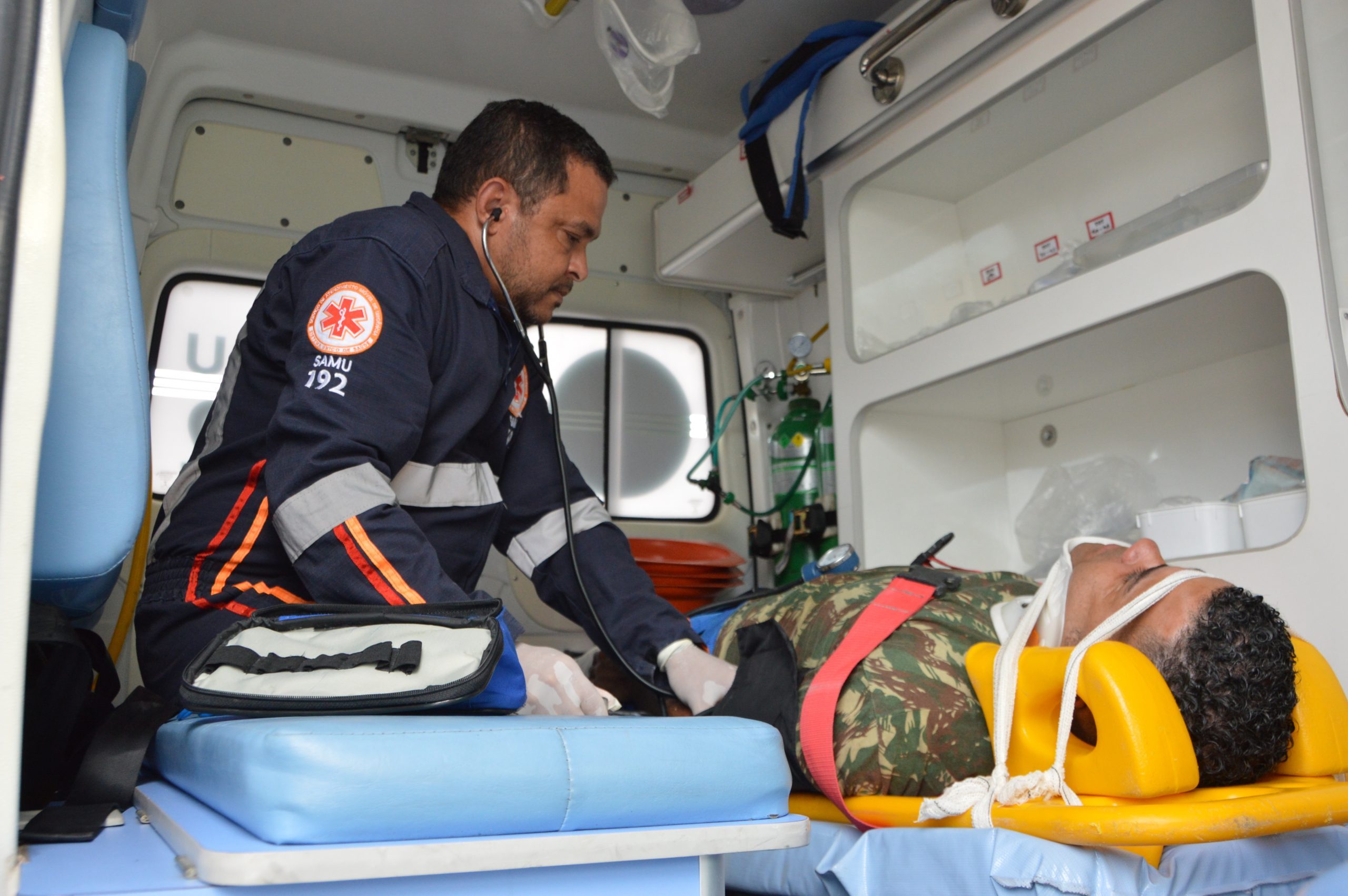 Leia mais sobre o artigo Médico do Samu Alagoas orienta sobre a prevenção de quedas para evitar fraturas