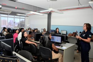 Técnicos da saúde indígena recebem treinamento de atualização do Sistema de Informação do PNI