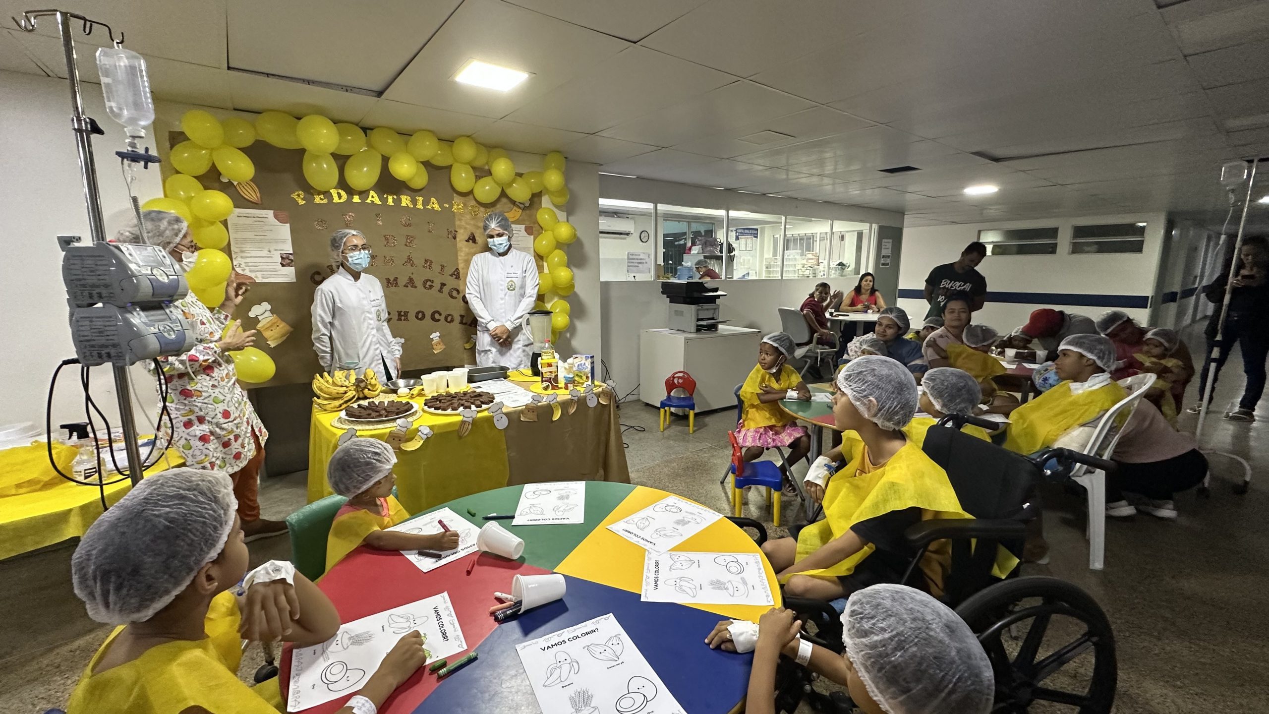Leia mais sobre o artigo Nutricionistas do HGE ensinam crianças internadas na Pediatria a apreciar comidas saudáveis