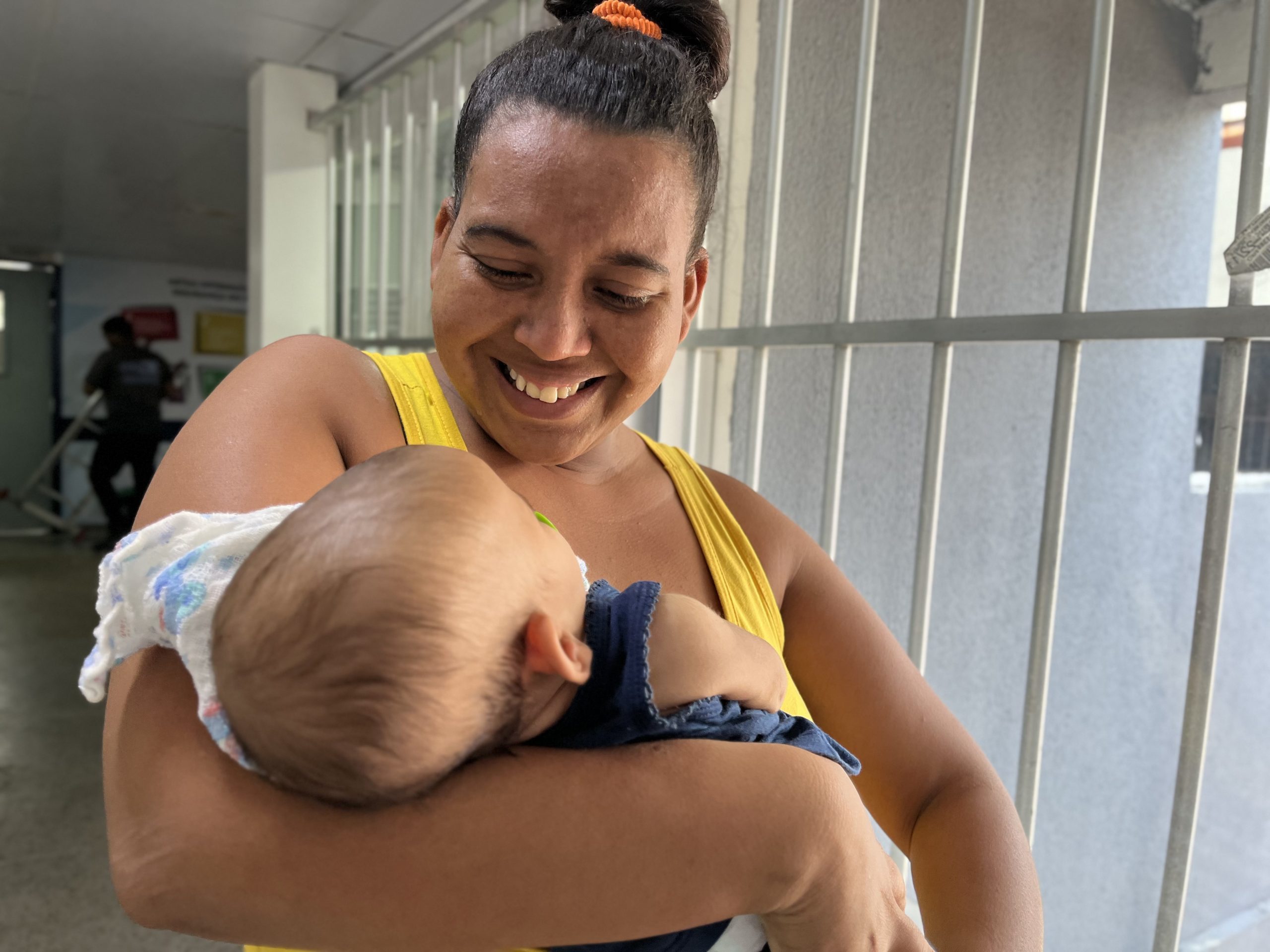 Leia mais sobre o artigo Bebê com hérnia inguinal encarcerada tem a vida salva no HGE após cirurgia de emergência