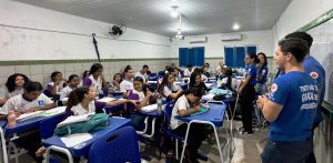 Projeto Samu nas Escolas conscientiza alunos do bairro do Jacintinho sobre primeiros socorros e riscos dos trotes
