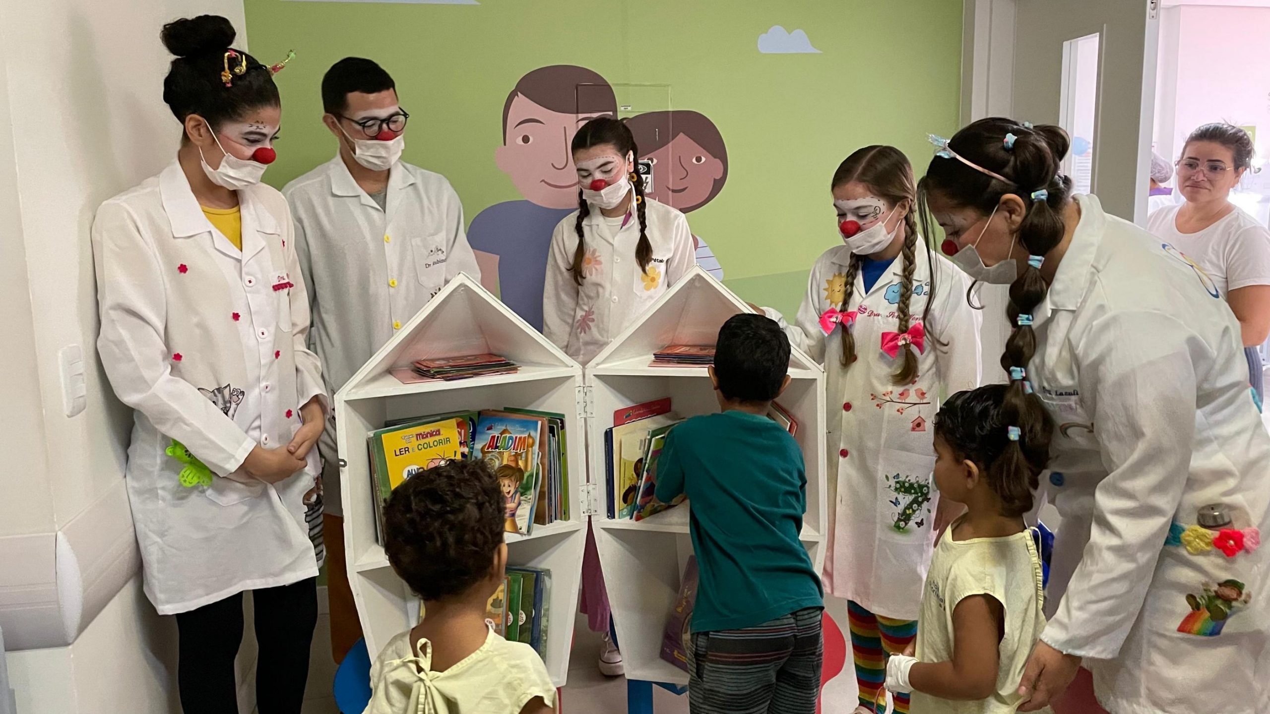 Leia mais sobre o artigo Hospital da Criança passa a contar com Foguete de Leitura doado pela Uncisal