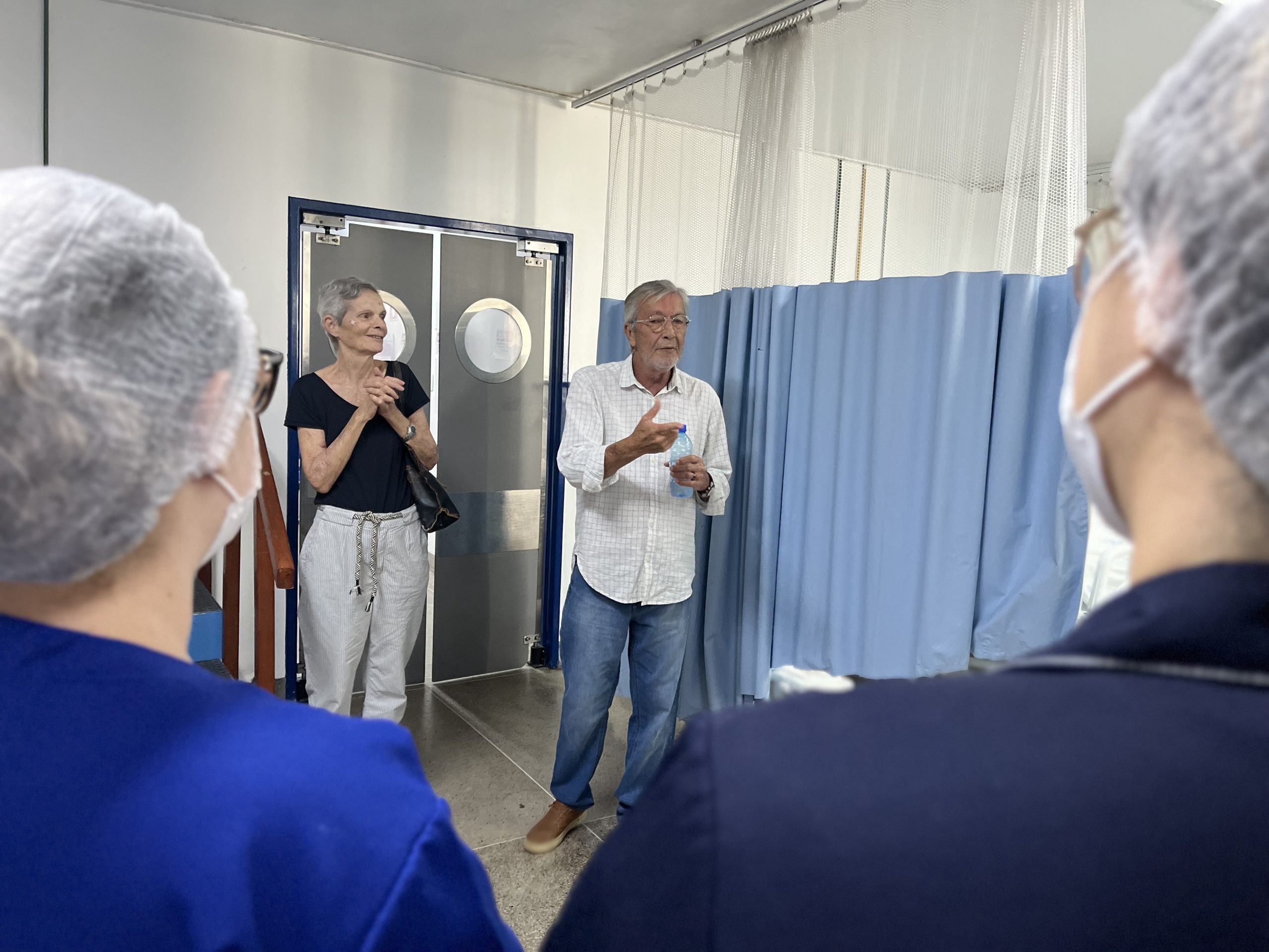 Leia mais sobre o artigo Idoso se recupera de AVC e agradece equipe do HGE pela assistência que recebeu